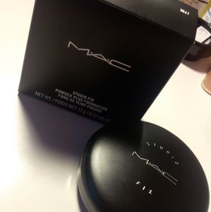 MAC NC47 studio fix powder plus foundation